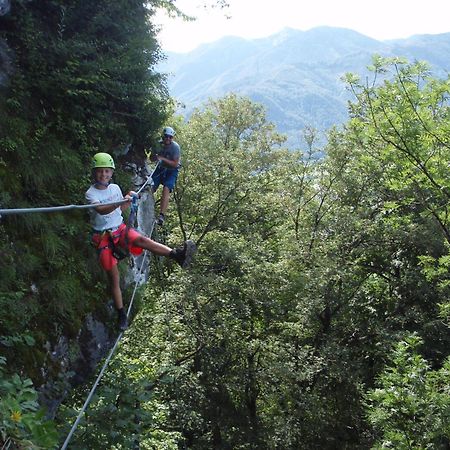 ホテル Burg Altpernstein Micheldorf in Oberösterreich エクステリア 写真