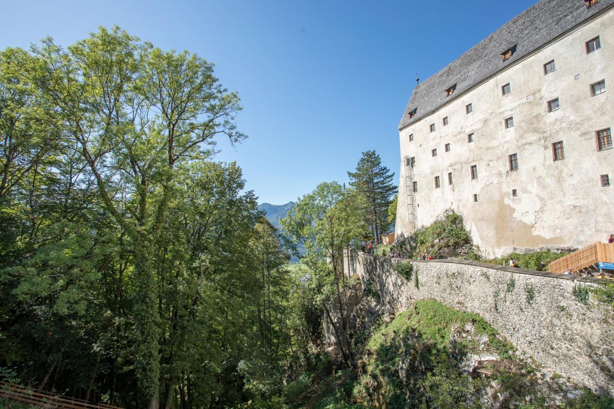 ホテル Burg Altpernstein Micheldorf in Oberösterreich エクステリア 写真