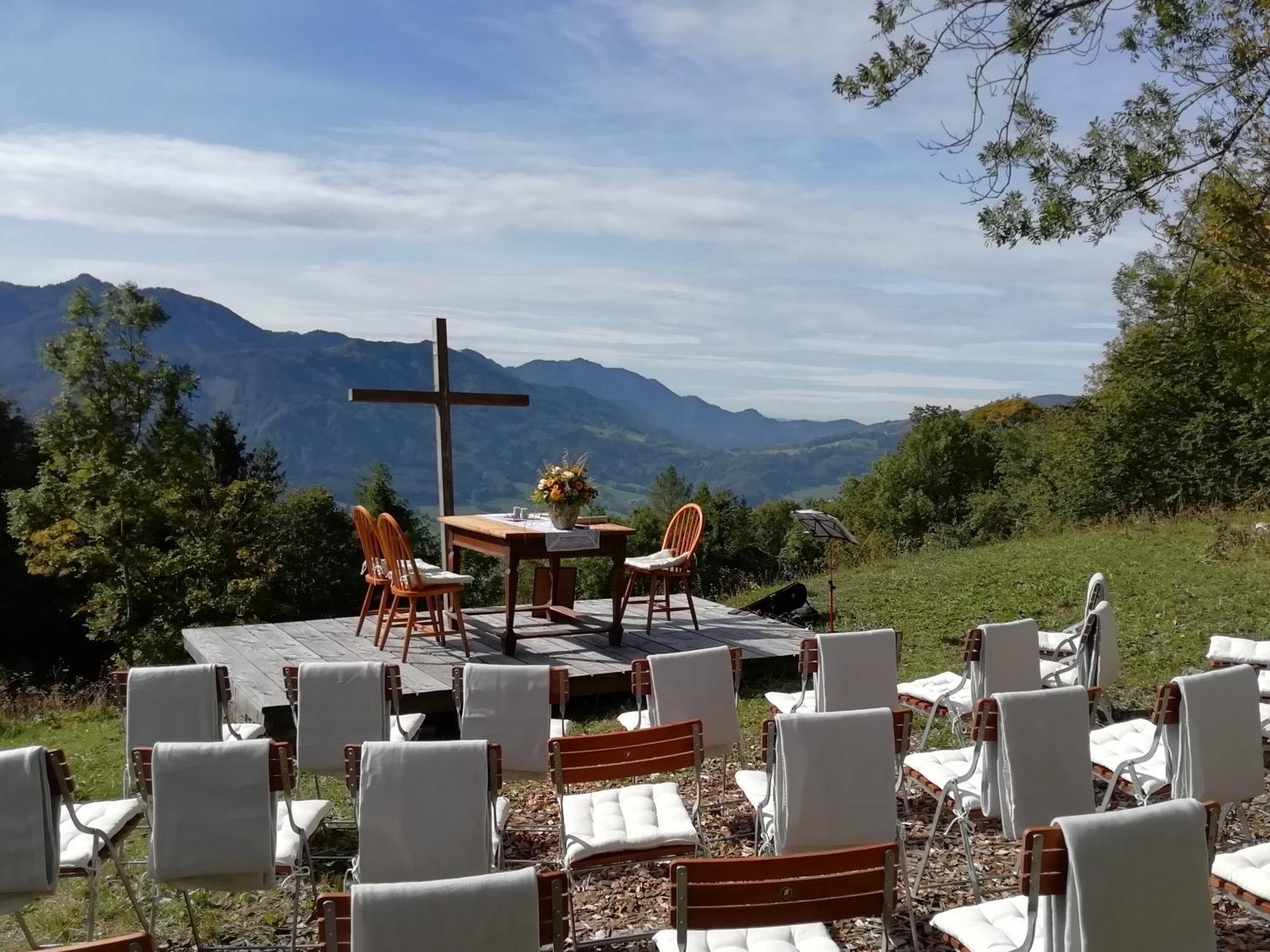 ホテル Burg Altpernstein Micheldorf in Oberösterreich エクステリア 写真
